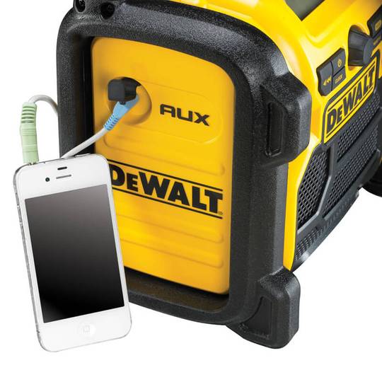 Радіоприймач AM/FM, AUX порт, DeWALT DCR019