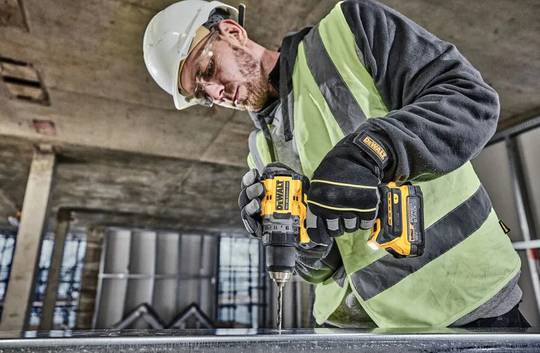Дрель-шуруповёрт аккумуляторная бесщёточная DeWALT DCD800NT