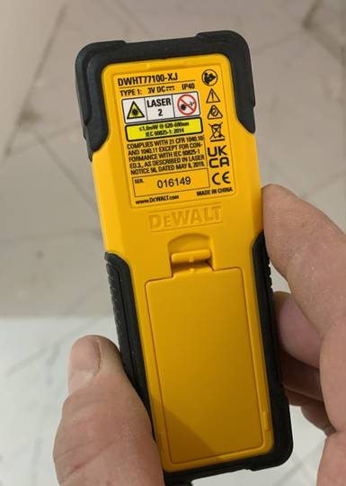 Далекомір лазерний DeWALT DWHT77100