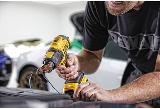 Пистолет горячего воздуха аккумуляторный DeWALT DCE530N