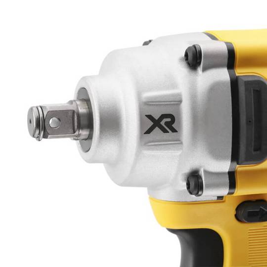Бесщёточный ударный гайковерт аккумуляторный в кейсе DeWALT DCF894HNT