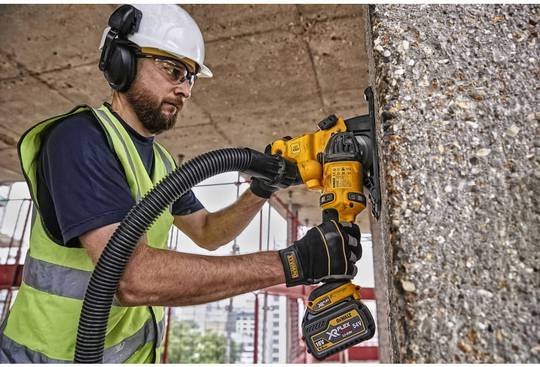 Штроборез аккумуляторный в кейсе с аккумулятором XR FLEXVOLT DeWALT DCG200T2