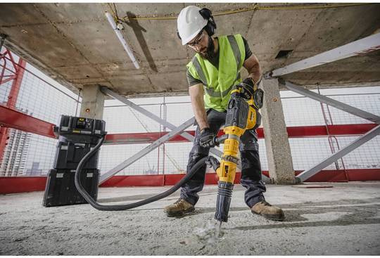 Двухрежимный перфоратор аккумуляторный SDS-MAX в кейсе DeWALT DCH773N