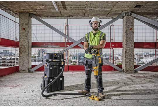 Двухрежимный перфоратор аккумуляторный SDS-MAX в кейсе с аккумулятором DeWALT DCH773Y2