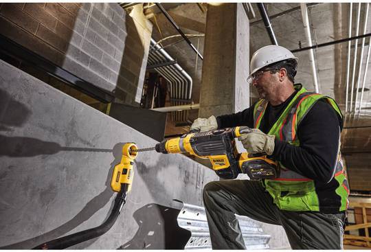 Двухрежимный перфоратор аккумуляторный SDS-MAX в кейсе DeWALT DCH773N