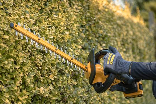 Кусторез аккумуляторный DeWALT DCMHT564N