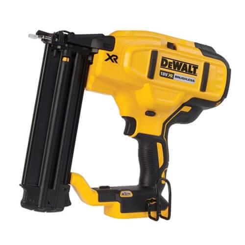 Финишный гвоздезабиватель аккумуляторный в кейсе DeWALT DCN680NT