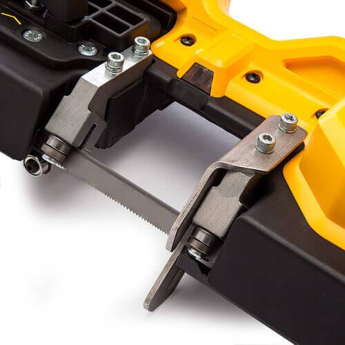 Ленточная пила аккумуляторная в кейсе DeWALT DCS371NT