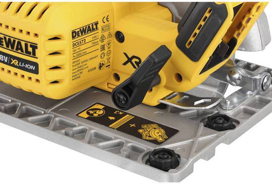 Дисковая пила под направляющие шины аккумуляторная в кейсе DeWALT DCS572NT