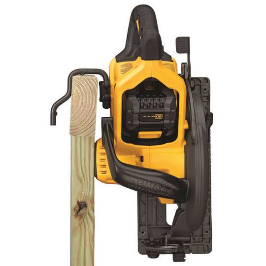 Дисковая пила аккумуляторная XR FLEXVOLT в кейсе с 2-мя аккумуляторами DeWALT DCS577T2