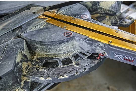 Торцювальна пилка акумуляторна XR FLEXVOLT XPS DeWALT DCS727N