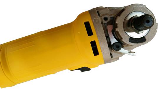 Угловая шлифмашина DeWALT DWE4151