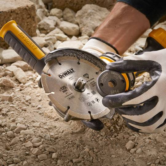 Гайка прижимная быстросъемная М14 для угловых шлифовальных машин DeWALT DT3559