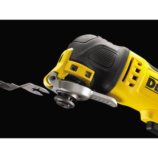 Сетевой многофункциональный инструмент в кейсе DeWALT DWE315KT