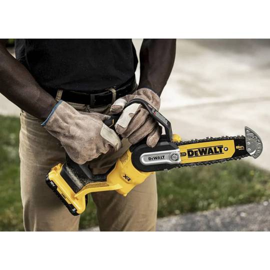 Мини-пила цепная аккумуляторная безщёточная DeWALT DCMPS520N