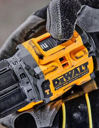 Дриль-шурупокрут акумуляторний безщітковий ударний DeWALT DCD805NT
